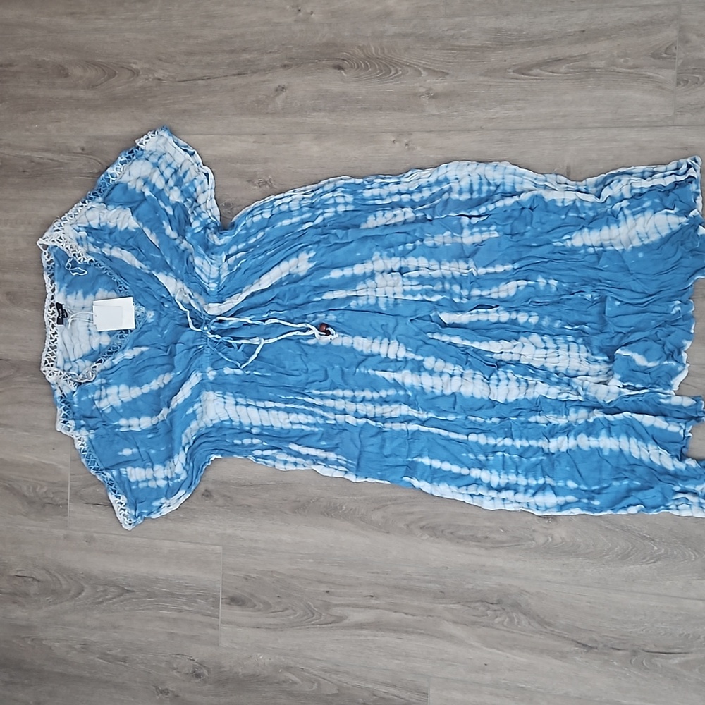 Raviya Blue and White Tie-Dye Swim Coverup